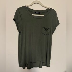 Soft cotton Tee - Short sleeve, a bit longer length in the back style